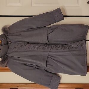 Vintage Women's Gray Hooded Coat with Fur Trim